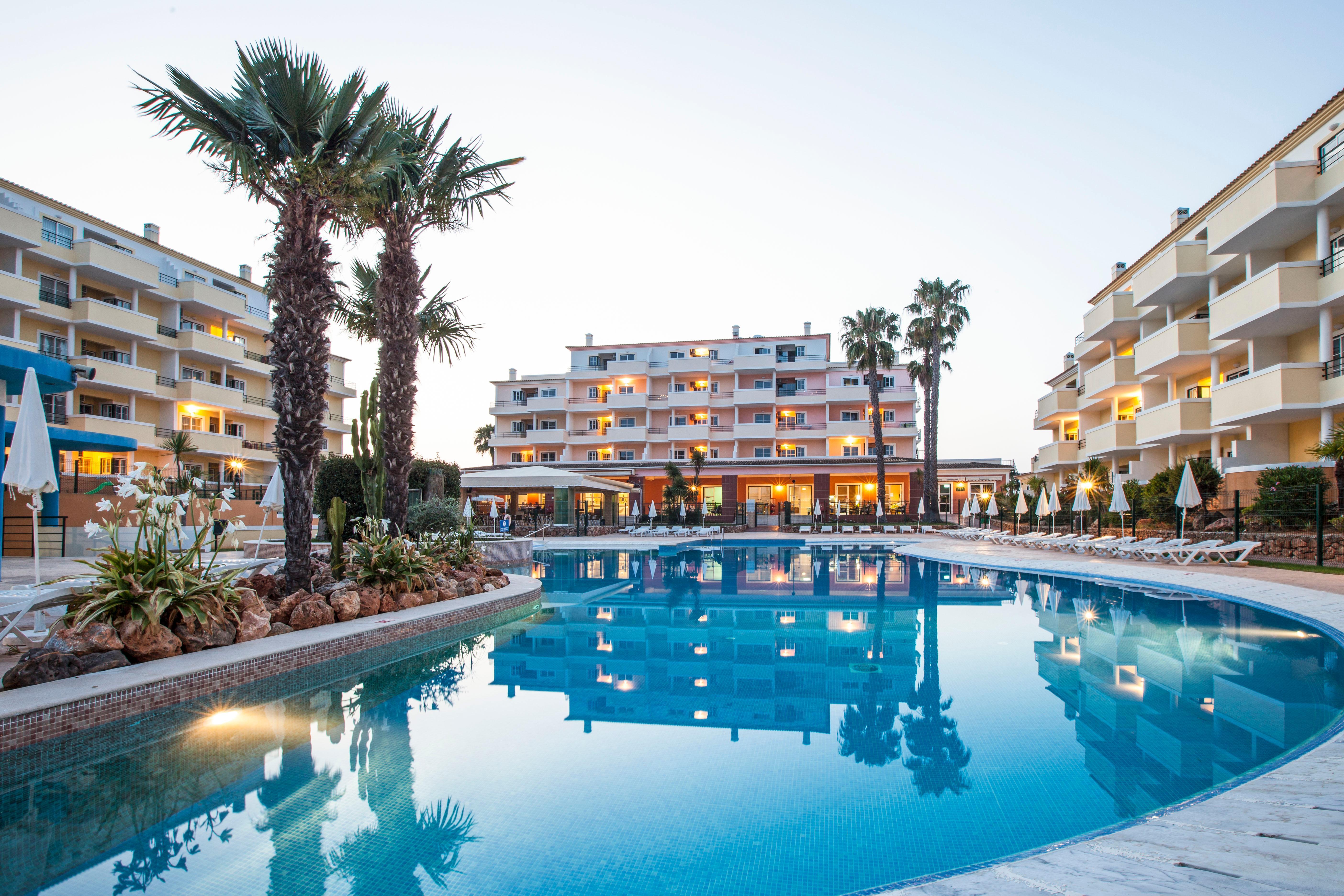Vitors Plaza 4*