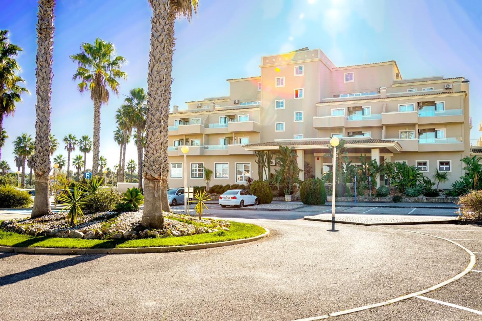 Aparthotel Vitors Plaza