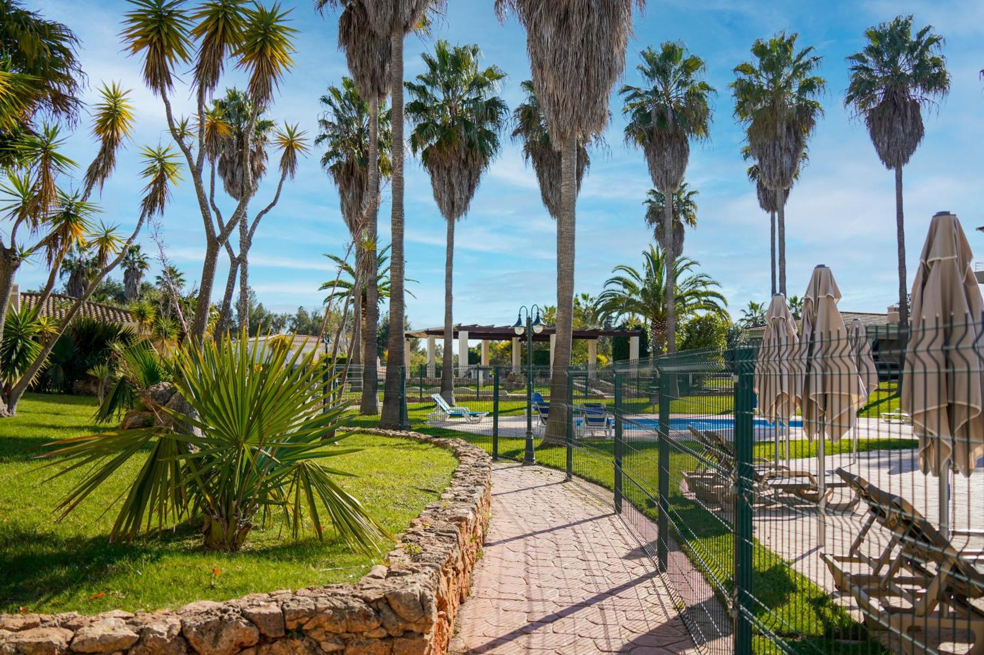 Aparthotel Vitors Plaza 4*